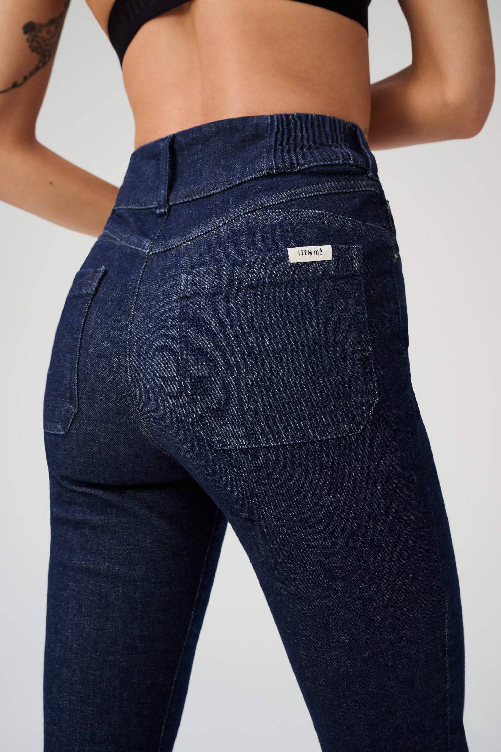 Item M6 Flared High Rise Denim Blitzangebot