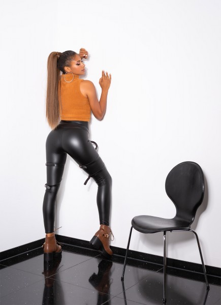Koucla Trendy Schnürstiefel mit Plateau & Schnalle JETZT KAUFEN