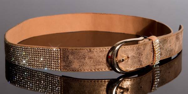 Koucla Sexy Lederlook Gürtel mit Strass Kostenloser Versand