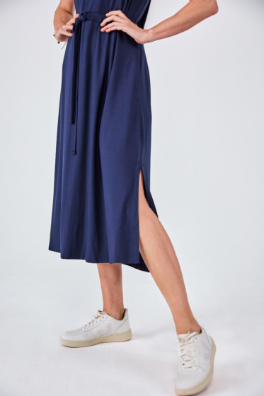 Lieblingsstück Ärmelloses Jerseykleid mit Schlitz Sonderangebote