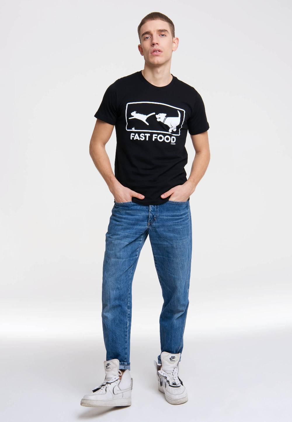 Logoshirt Fast Food - Hund Jagt Katze - T-Shirt Print Speichern exportieren