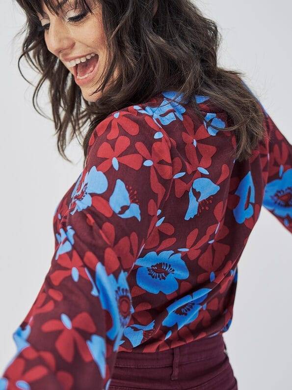 Mademoiselle YéYé Bluse mit Ballonärmeln aus Ecovero by Lenzing Saisonale Angebote