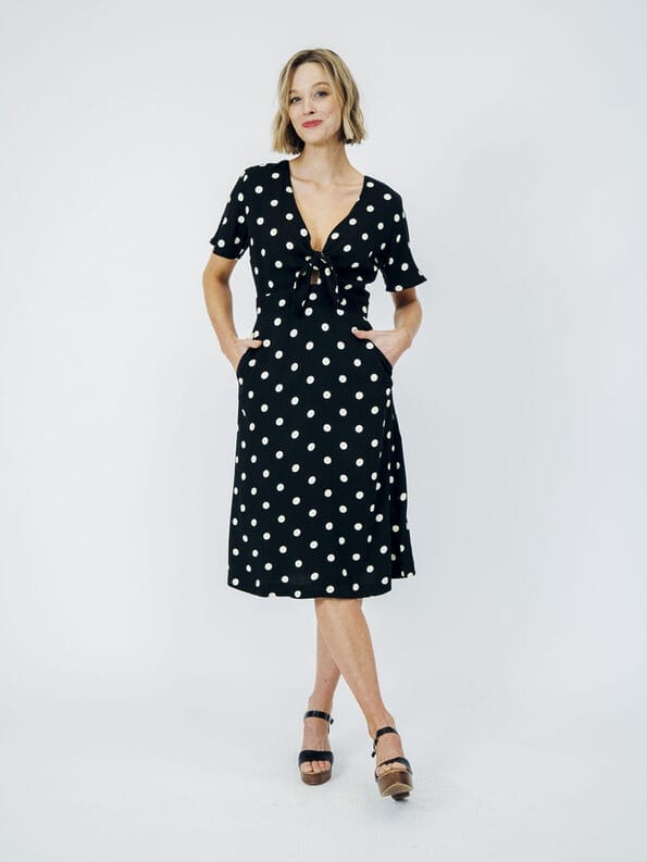 Mademoiselle YéYé Kleid mit Knotendetail aus EcoVero by Lenzing Bis zu 50% Rabatt