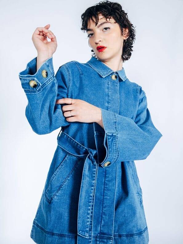 Mademoiselle YéYé Jeans Kurzmantel im Trenchstil mit weiten Ärmeln aus Bio-Baumwolle Online Outlet