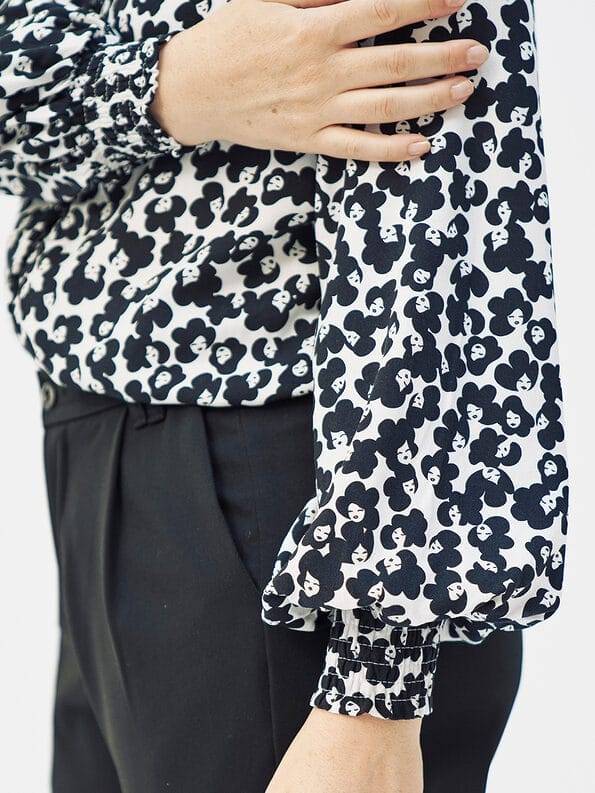 Mademoiselle YéYé Crepe Bluse mit Ballonärmeln aus Ecovero by Lenzing Bis zu 55% Rabatt