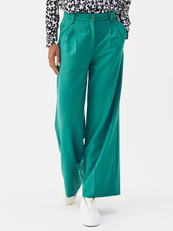 Mademoiselle YéYé Bundfaltenhose mit weitem Bein aus Gabardine Discount Store für neue Produkte