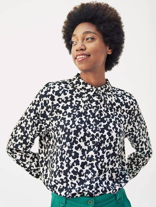 Mademoiselle YéYé Crepe Hemdbluse mit langem Kragen aus Ecovero by Lenzing Riesige Rabatte