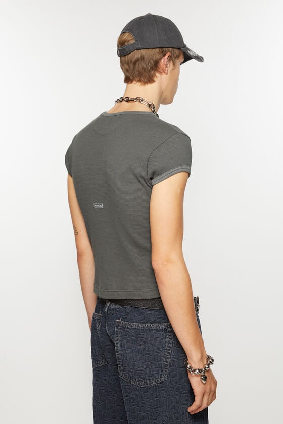 Acne Studios T-Shirt Valentinstagsangebot