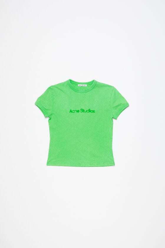Acne Studios T-Shirt mit verschwommenem Logo – taillierte Unisex-Passform Top Angebot