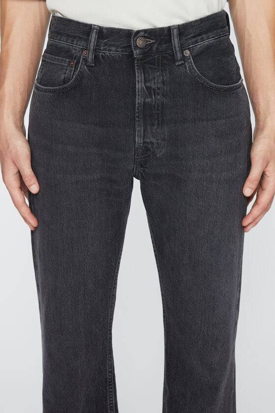 Acne Studios Jeans in regulärer Passform – 1992M JETZT KAUFEN