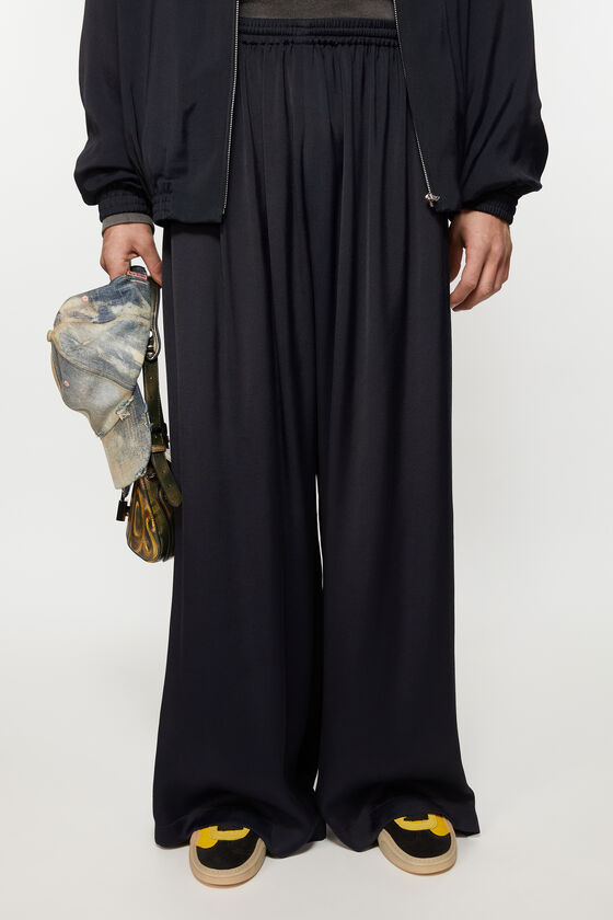 Acne Studios Trainingshose Valentinstagsangebot