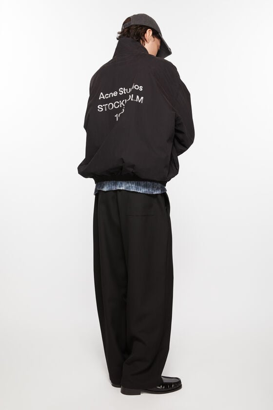 Acne Studios Figurnahe Hose Blitzangebot