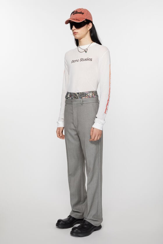 Acne Studios Figurnahe Hose Tiefpreis