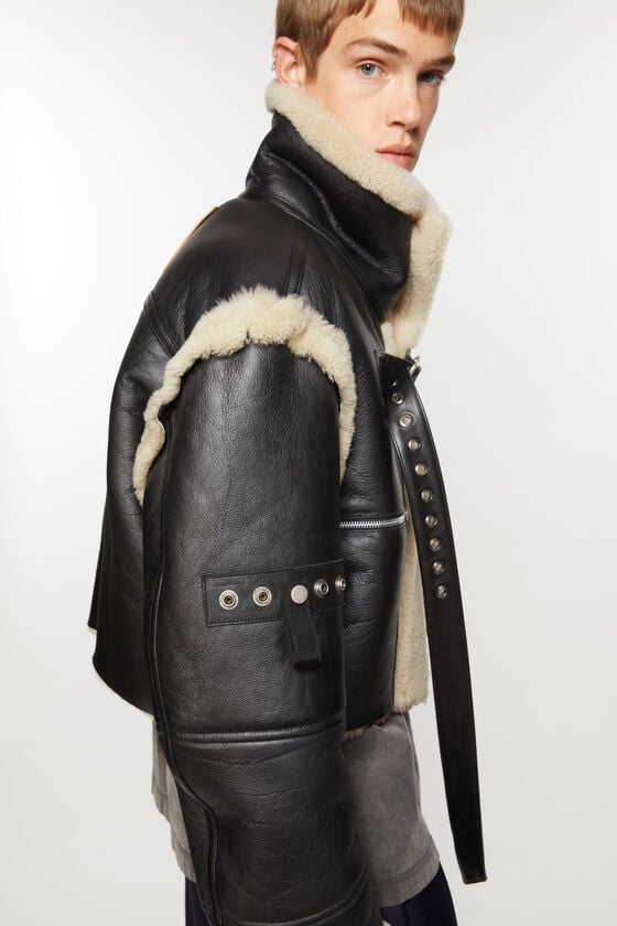 Acne Studios Jacke aus Shearling mit Schnalle Flash Sale