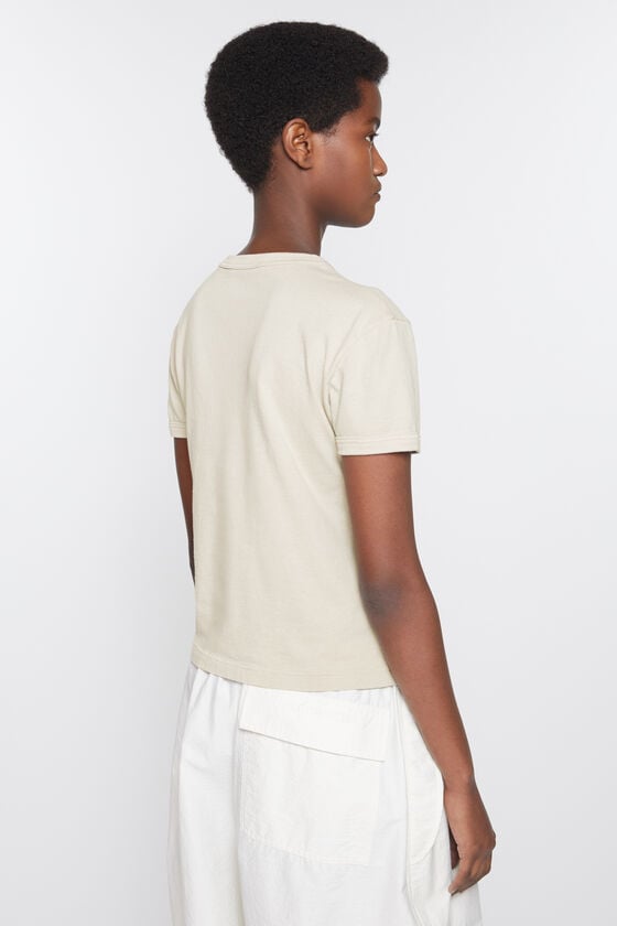 Acne Studios Bedrucktes T-Shirt – Körperbetonte Passform Sonderangebot