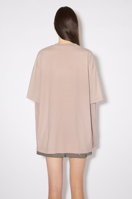 Acne Studios Mehrlagiges T-Shirt mit Logo Exklusive Angebote