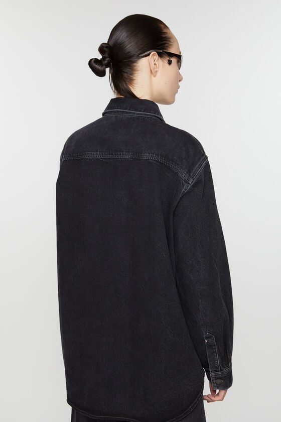 Acne Studios Jeanshemd mit Knopfleiste - Lockere Passform Bestseller