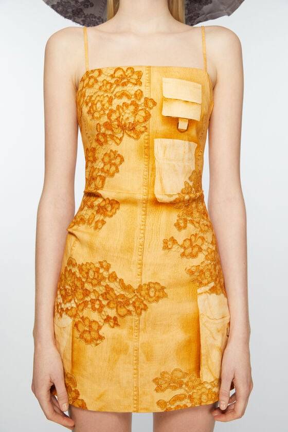 Acne Studios Trägerkleid mit Trompe-l'oeil-Print Osterangebot