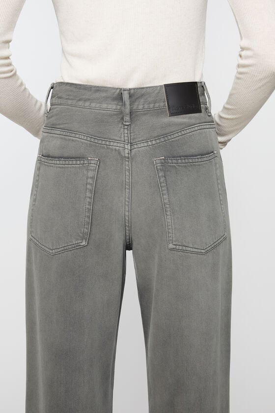 Acne Studios Jeans in lockerer Passform – 2022F Fabrikpreis