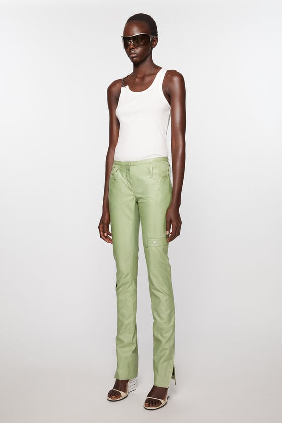 Acne Studios Lederhosen Laufsteg-Show Auslauf