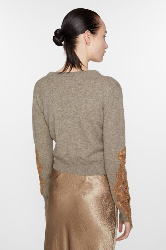 Acne Studios Wollpullover mit Spitzenbesatz Exklusivangebot