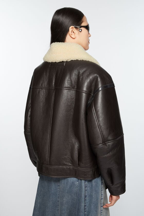 Acne Studios Lederjacke mit Shearling 50% Rabatt für begrenzte Zeit