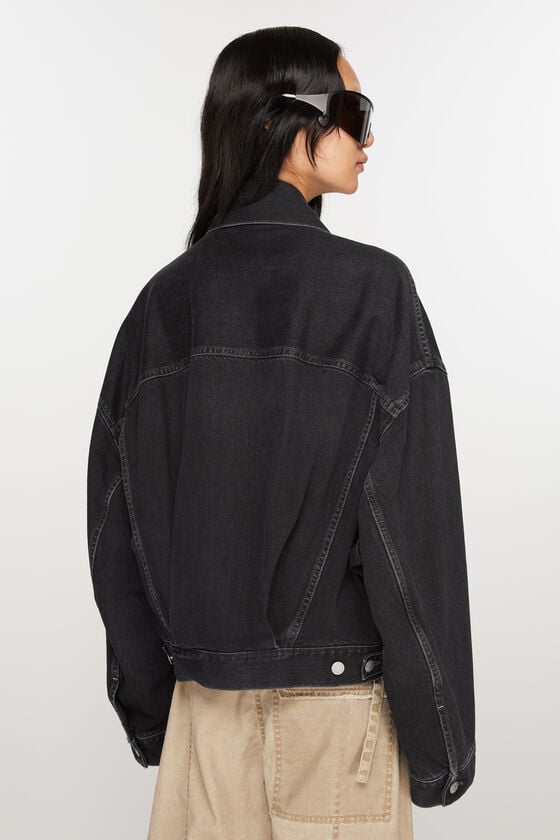 Acne Studios Denimjacke – gecroppt mit lockerer Passform Blitzverkäufe