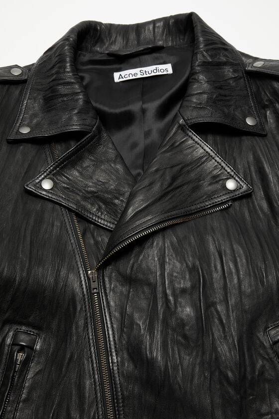 Acne Studios Bikerjacke aus zerknittertem Leder Fabrikpreis