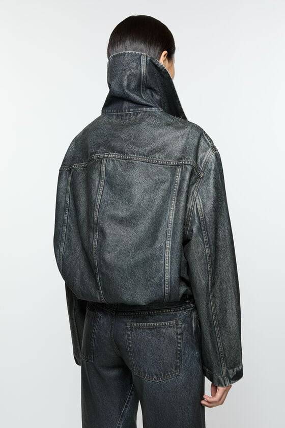 Acne Studios Beschichtete Jeansjacke Laufsteg-Show Jubiläumsangebot