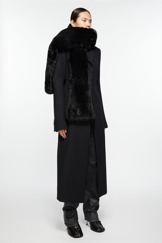 Acne Studios Fellschal Letzter Tag