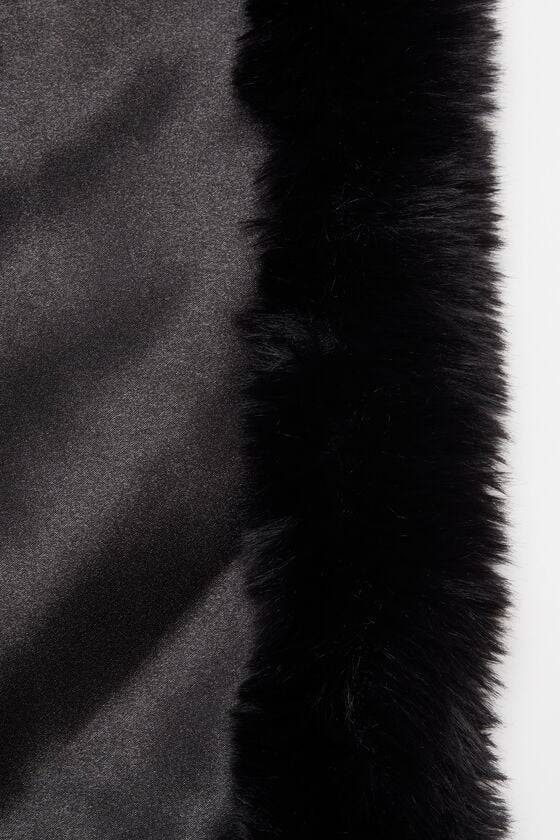 Acne Studios Fellschal Letzter Tag