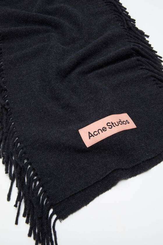 Acne Studios Fringe wool scarf zollfrei