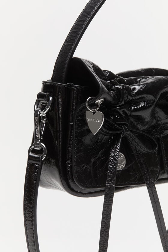 Acne Studios Mikrotasche mit mehreren Taschen Rabatte dieses Monats