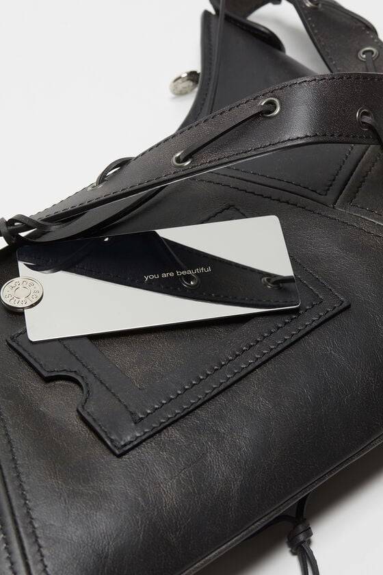 Acne Studios Platt Schultertasche Rabatt