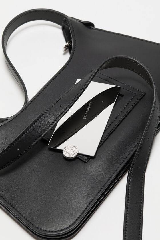 Acne Studios Platt Mini-Schultertasche Flash Sale