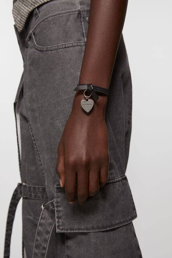Acne Studios Armband mit Musubi-Knoten Begrenztes Angebot