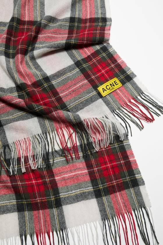 Acne Studios Karierter Fransen-Schal Saisonschlussverkauf