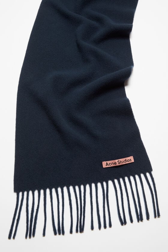 Acne Studios Schmaler Fransen-Schal aus Wolle Günstiger Verkauf