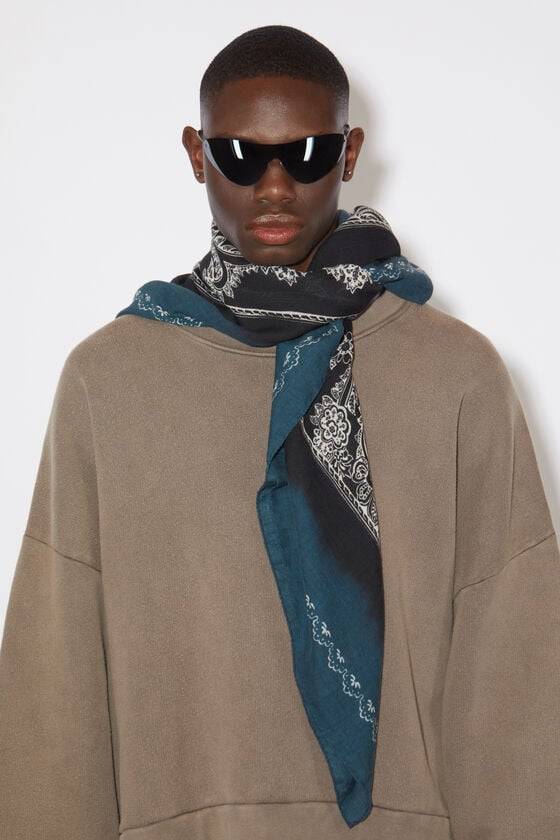 Acne Studios Schal mit Print Günstig kaufen