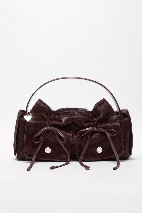 Acne Studios Multipocket furry leather bag Laufsteg-Show Versandkostenfrei