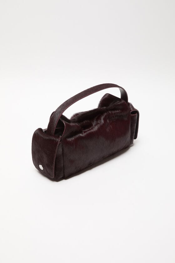 Acne Studios Multipocket furry leather bag Laufsteg-Show Versandkostenfrei