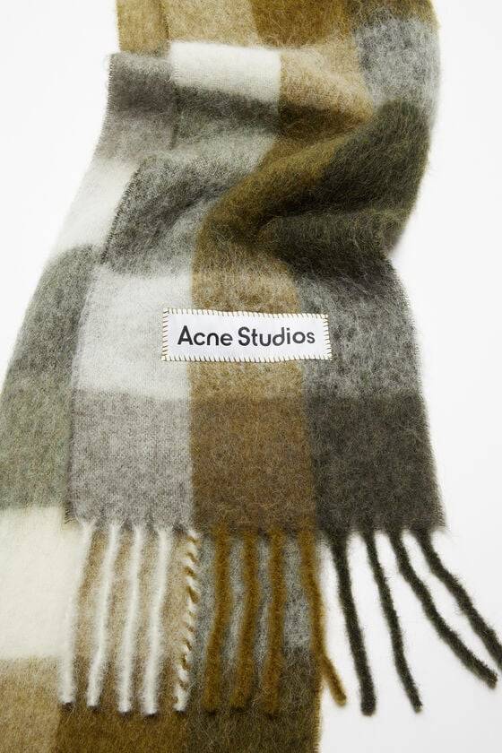Acne Studios Karierter Schal aus Mohair Großer Ausverkauf