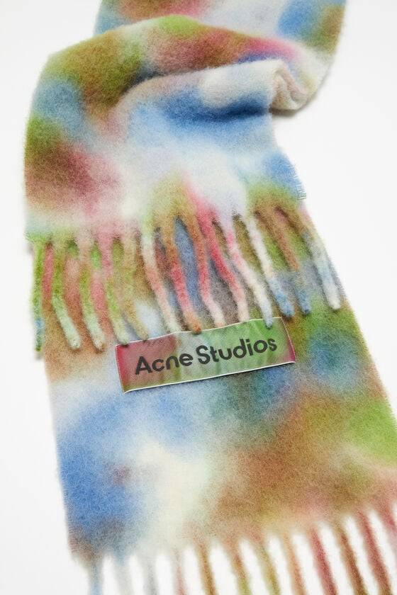 Acne Studios Schal aus Alpakawolle in Batik-Optik Jubiläumsangebot
