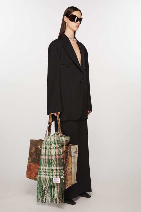 Acne Studios Fransen-Schal mit Karomuster Lagerräumung