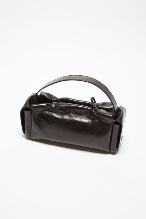 Acne Studios Tasche mit mehreren Taschen Runway Show Tägliche Deals