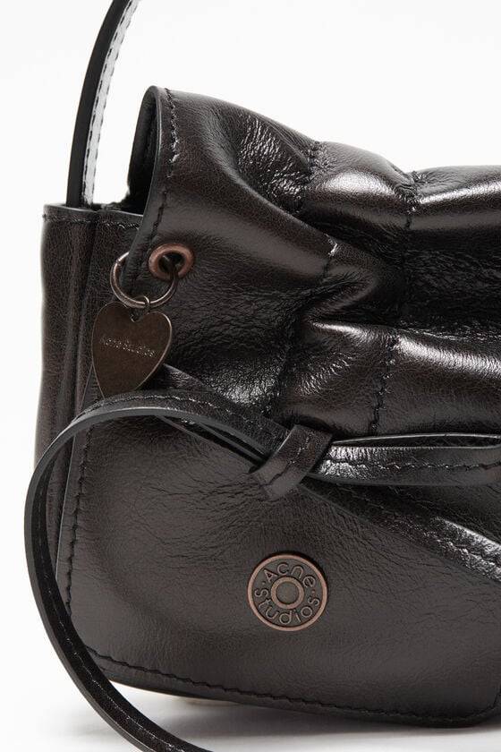 Acne Studios Mikrotasche mit mehreren Taschen Riesige Ersparnisse