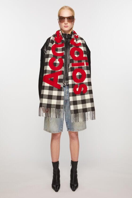 Acne Studios Karierter Logo-Schal Kostenlose Rückgabe