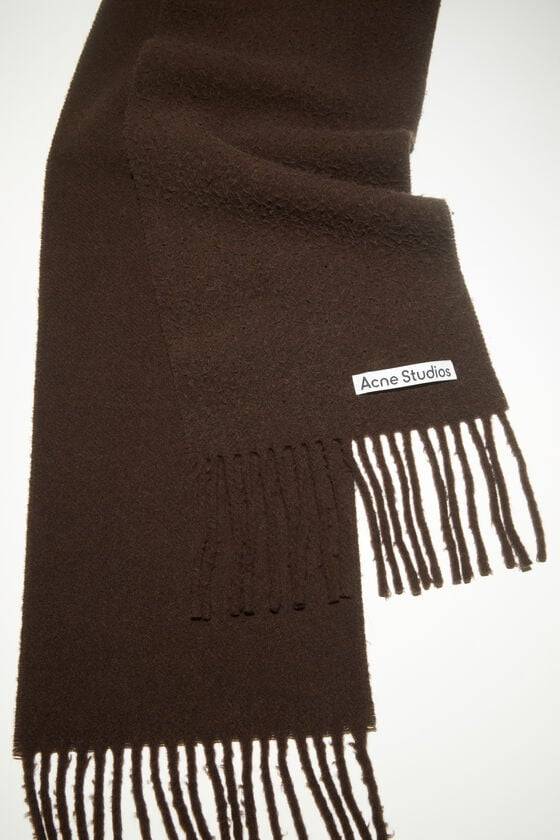 Acne Studios Fransen-Schal aus Wolle Letzte 3 Tage