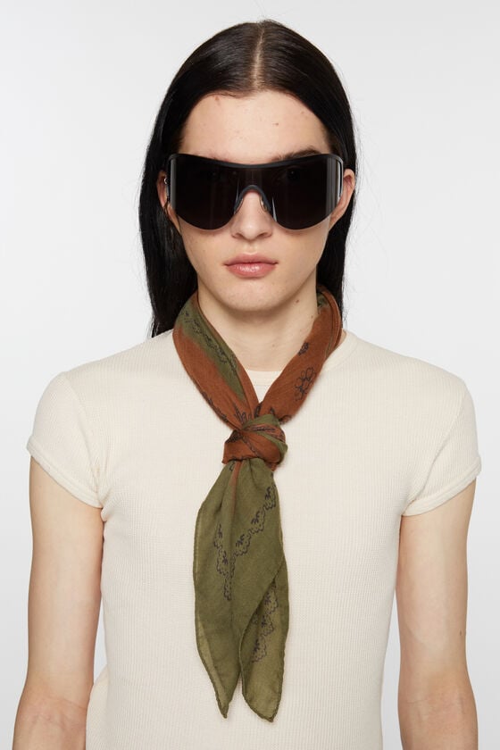 Acne Studios Leichter Wollschal mit Print Sonderangebot der Fabrik