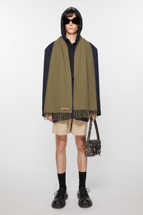 Acne Studios Schmaler Fransen-Schal aus Wolle Nur noch ein Tag übrig